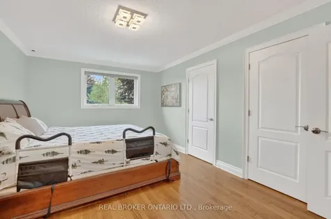 84 Samuel Lount Road East Gwillimbury ON L9N 1G5