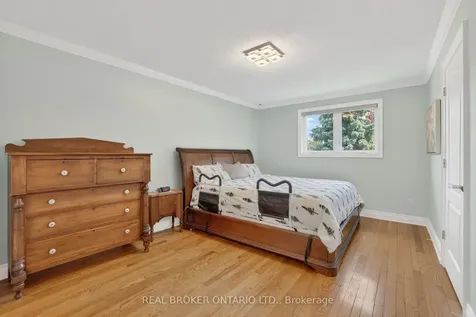 84 Samuel Lount Road East Gwillimbury ON L9N 1G5
