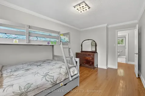 84 Samuel Lount Road East Gwillimbury ON L9N 1G5