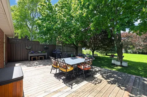 84 Samuel Lount Road East Gwillimbury ON L9N 1G5