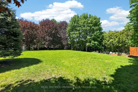 84 Samuel Lount Road East Gwillimbury ON L9N 1G5