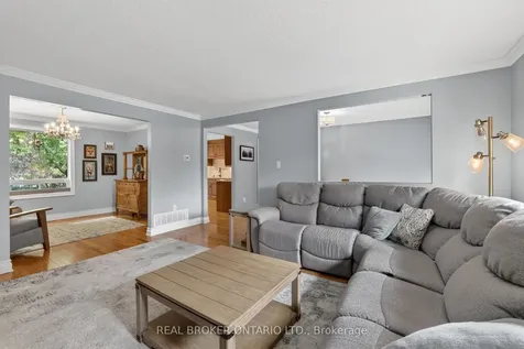 84 Samuel Lount Road East Gwillimbury ON L9N 1G5