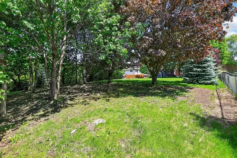 84 Samuel Lount Road East Gwillimbury ON L9N 1G5