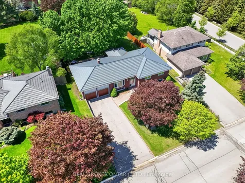 84 Samuel Lount Road East Gwillimbury ON L9N 1G5