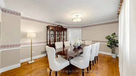 5 Espby Court Richmond Hill ON L4C 9L2
