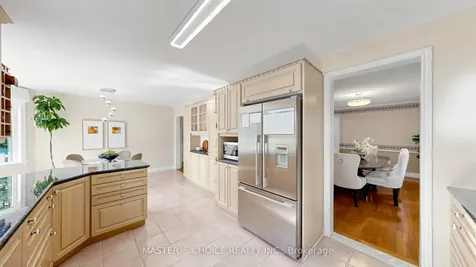 5 Espby Court Richmond Hill ON L4C 9L2