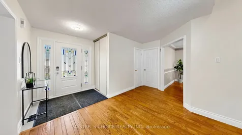 5 Espby Court Richmond Hill ON L4C 9L2