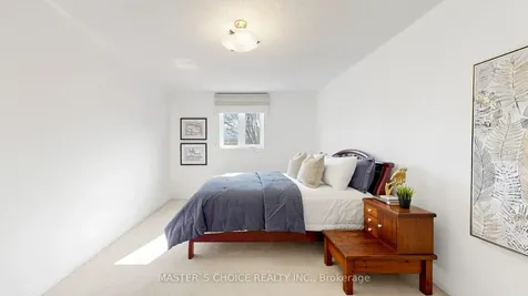 5 Espby Court Richmond Hill ON L4C 9L2
