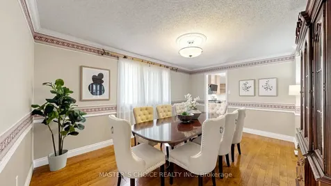5 Espby Court Richmond Hill ON L4C 9L2