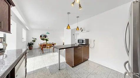 35 Pioneer Lane Vaughan ON L4L 2J2