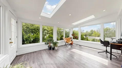 35 Pioneer Lane Vaughan ON L4L 2J2