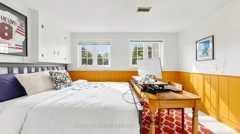 35 Pioneer Lane Vaughan ON L4L 2J2