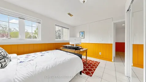 35 Pioneer Lane Vaughan ON L4L 2J2