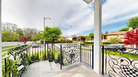 35 Pioneer Lane Vaughan ON L4L 2J2