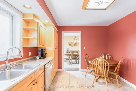 704 Trinity Street Innisfil ON L9S 2G8