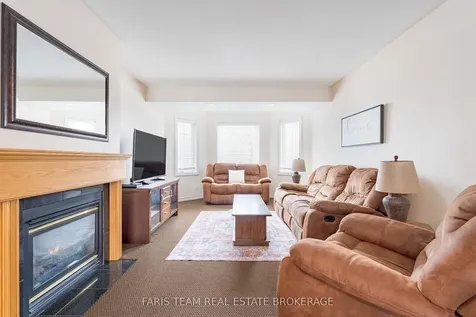 704 Trinity Street Innisfil ON L9S 2G8