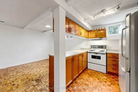 21 Ramona Boulevard Markham ON L3P 2E3
