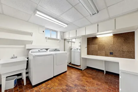21 Ramona Boulevard Markham ON L3P 2E3