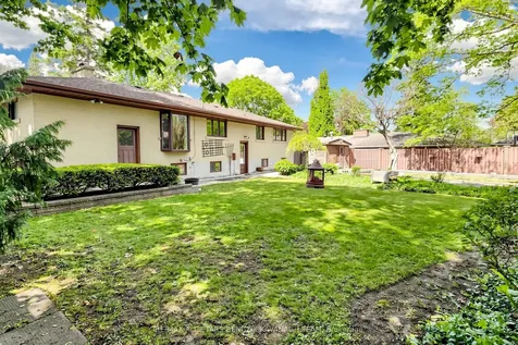 21 Ramona Boulevard Markham ON L3P 2E3
