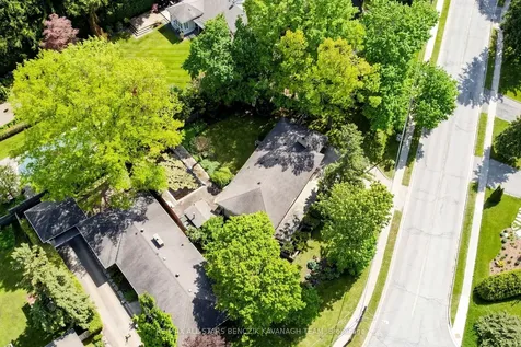 21 Ramona Boulevard Markham ON L3P 2E3