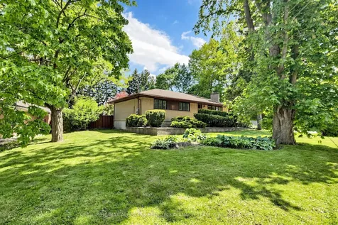 21 Ramona Boulevard Markham ON L3P 2E3