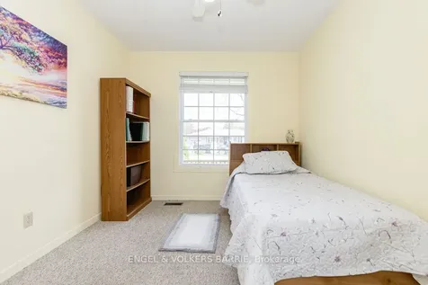 12 Ellen Street Essa ON L0L 2N0