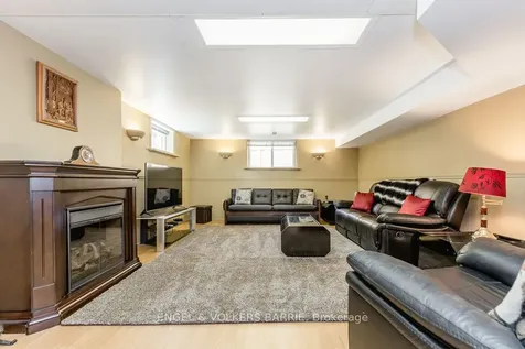 12 Ellen Street Essa ON L0L 2N0