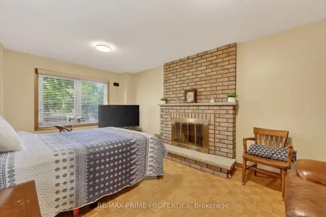 15 Jimston Drive Markham ON L3R 6S4