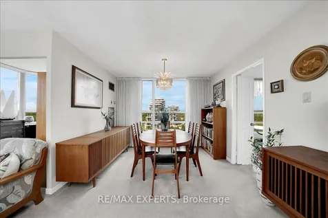 7805 Bayview Avenue Markham ON L3T 7N1