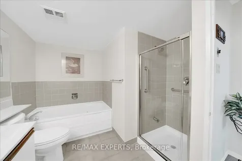 7805 Bayview Avenue Markham ON L3T 7N1
