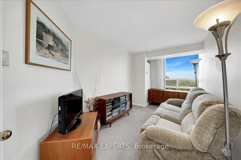 7805 Bayview Avenue Markham ON L3T 7N1