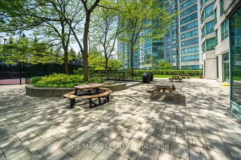 7805 Bayview Avenue Markham ON L3T 7N1
