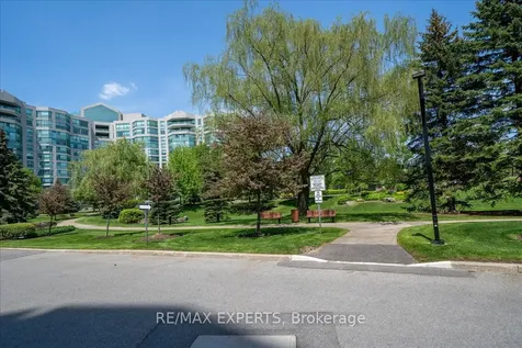 7805 Bayview Avenue Markham ON L3T 7N1