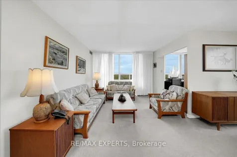 7805 Bayview Avenue Markham ON L3T 7N1