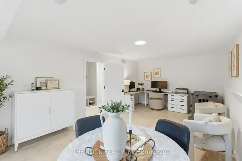 11 Lynn Crescent Brock ON L0E 1E0