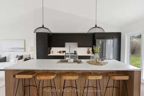11 Lynn Crescent Brock ON L0E 1E0
