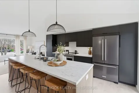 11 Lynn Crescent Brock ON L0E 1E0