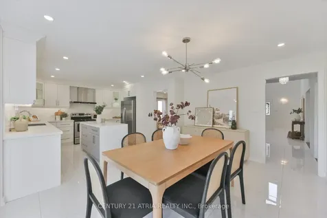 10 Morrison Crescent Markham ON L3R 9M3