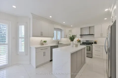 10 Morrison Crescent Markham ON L3R 9M3