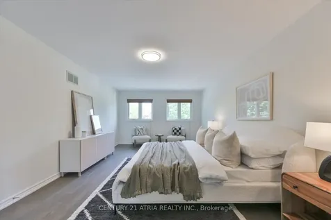 10 Morrison Crescent Markham ON L3R 9M3