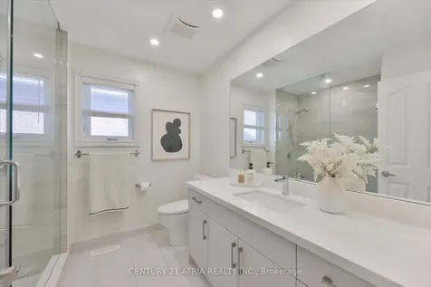 10 Morrison Crescent Markham ON L3R 9M3