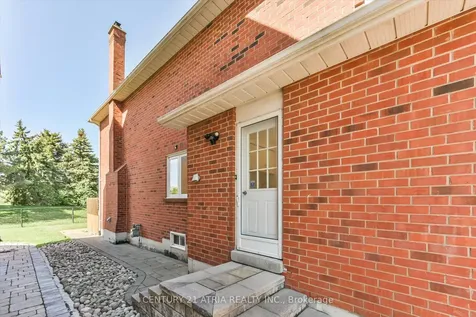 10 Morrison Crescent Markham ON L3R 9M3