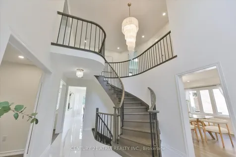 10 Morrison Crescent Markham ON L3R 9M3