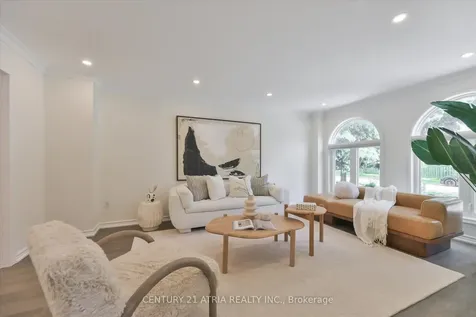 10 Morrison Crescent Markham ON L3R 9M3