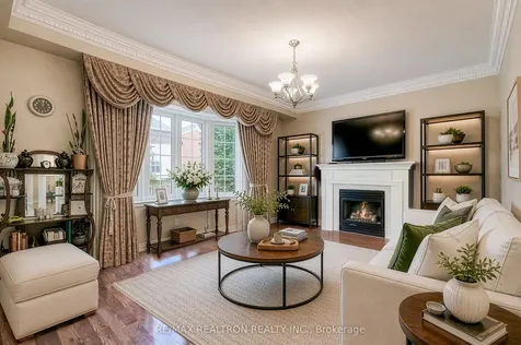 192 Israel Zilber Drive Vaughan ON L6A 0L3