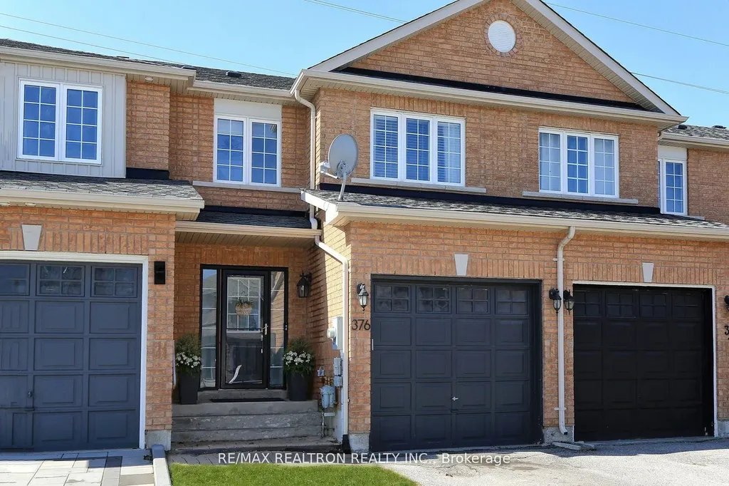 376 Rannie Road Newmarket ON L3X 2N3