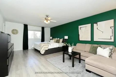 376 Rannie Road Newmarket ON L3X 2N3