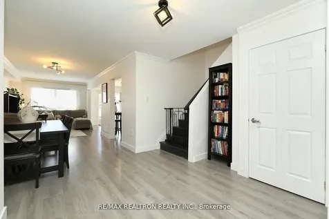 376 Rannie Road Newmarket ON L3X 2N3