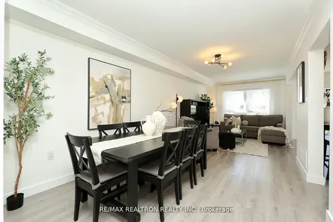 376 Rannie Road Newmarket ON L3X 2N3