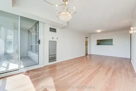 11 Townsgate Drive Vaughan ON L4J 8G4